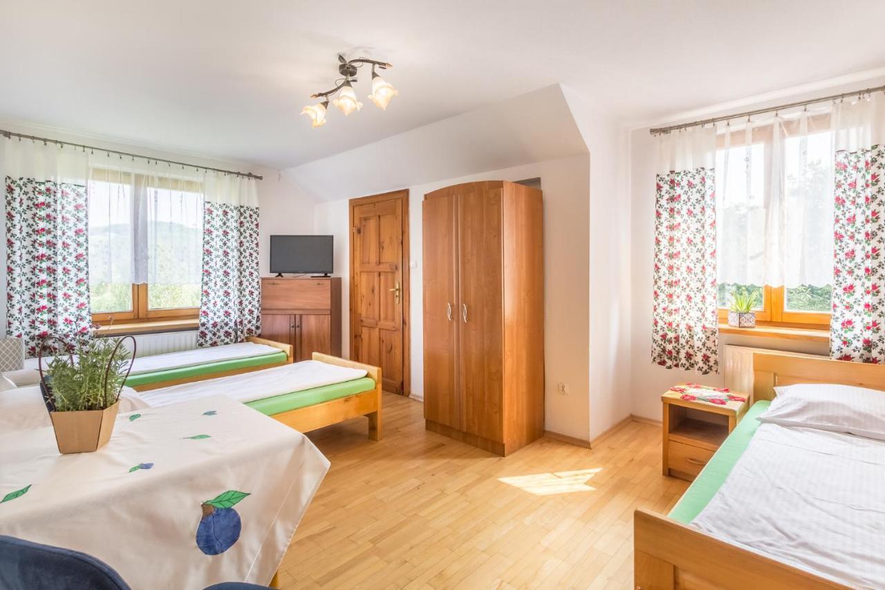Wisniowy Gaj Villa Ujanowice Eksteriør billede