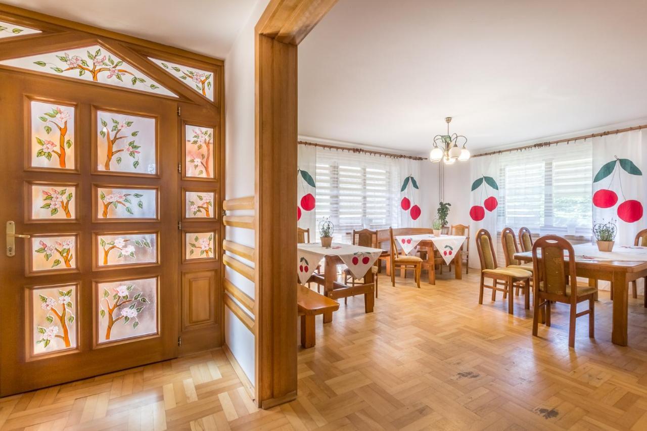 Wisniowy Gaj Villa Ujanowice Eksteriør billede