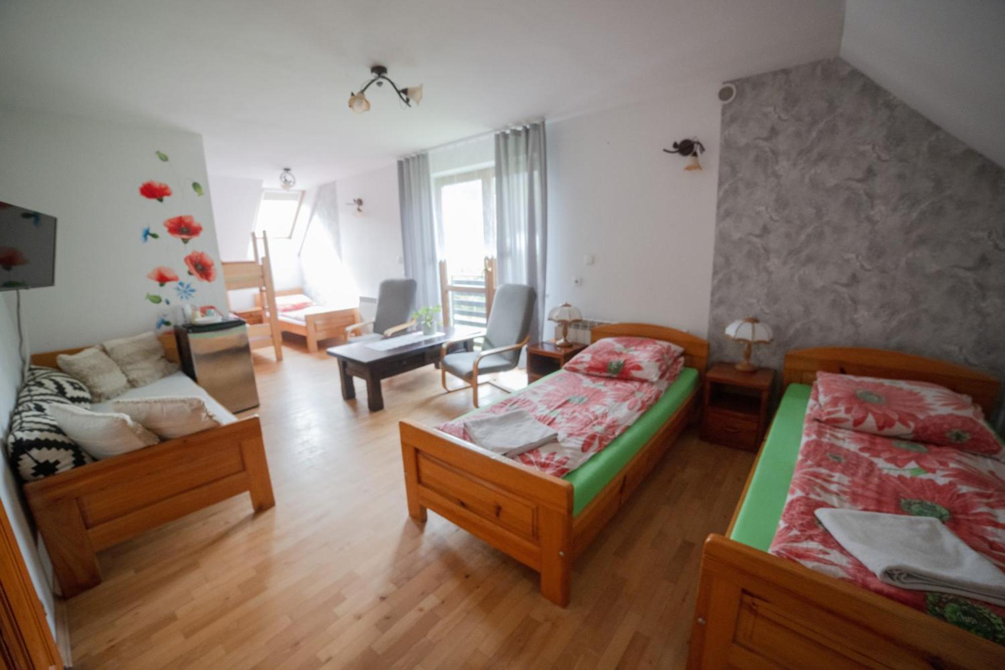 Wisniowy Gaj Villa Ujanowice Eksteriør billede